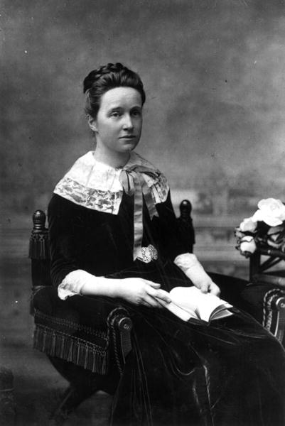 Dame Millicent Fawcett, c.1880 (b/w photo)  von English Photographer