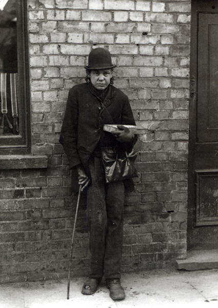 Match-Seller. c.1900 (b/w photo)  von English Photographer