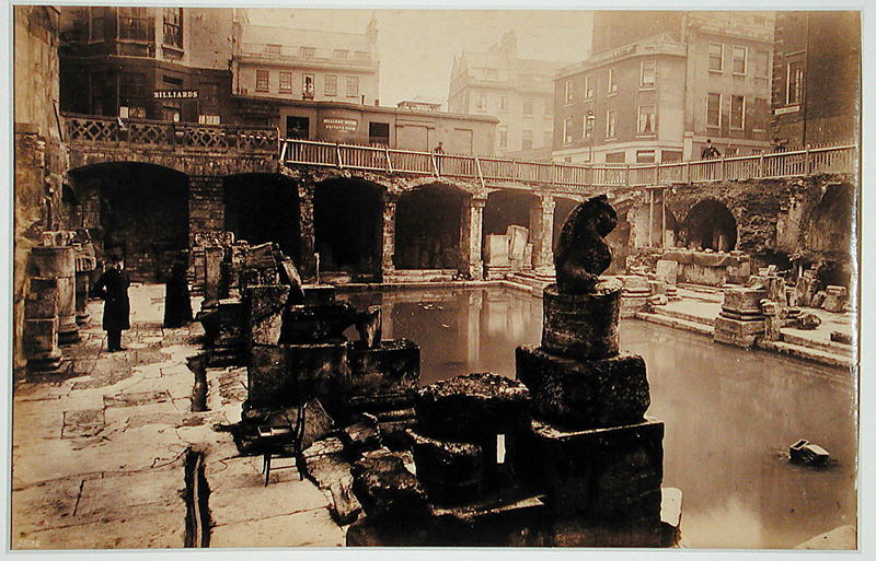 The Great Roman Bath, Bath (b/w photo)  von English Photographer