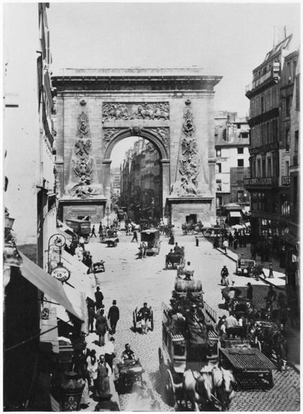 Porte Saint-Denis, Paris, c.1880 (b/w photo)  von French Photographer