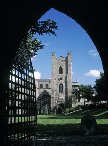 St. Audoen''s Church, built 1190 (photo)  von Irish School (12th century)