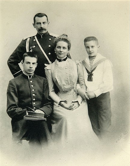 Family portrait of Princess Zenaida Yusupova, Count Felix Sumarokov-Elston and sons Nikolai and Feli von Russian Photographer