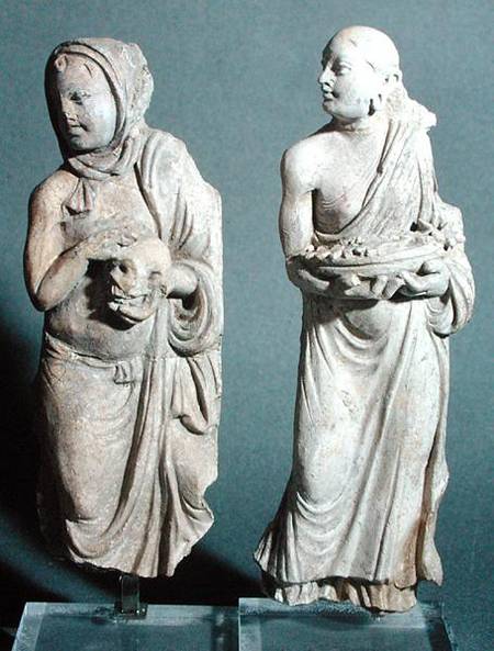 Two statuettes of standing monks, from Hadda von Afghan School