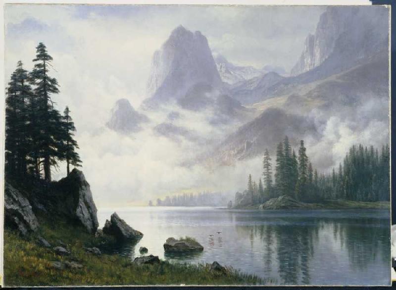Berg im Nebel von Albert Bierstadt