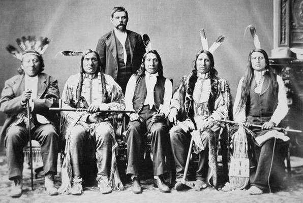 Delegation of Sioux chiefs, led by Red Cloud (1822-1909) in Washington D.C. to see President Ulysses von American Photographer, (19th century)