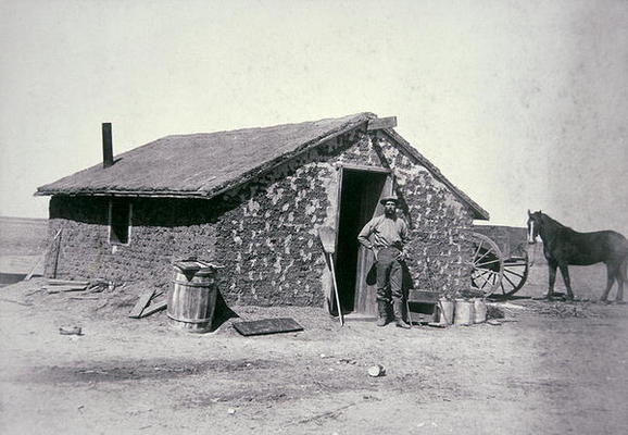 Typical prairie sodhouse, Wichita County, Kansas, c.1880 (b/w photo) von American Photographer, (19th century)