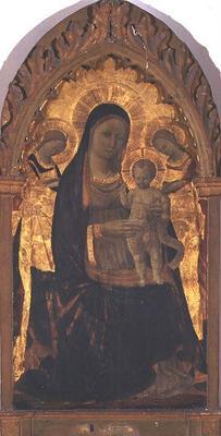 Madonna and Child with Two Angels (tempera on panel) 04th-