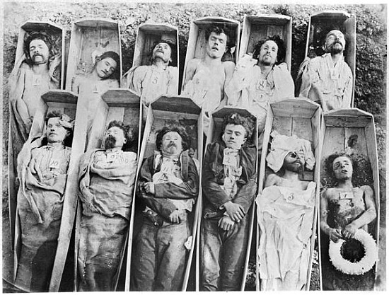 Communards in their coffins, c.1871 von Andre Adolphe Eugene Disderi