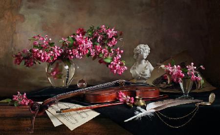 Stillleben mit Geige und Blumen