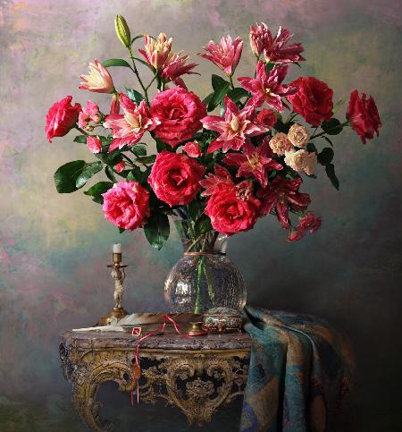 Stillleben mit Rosen und Lilien