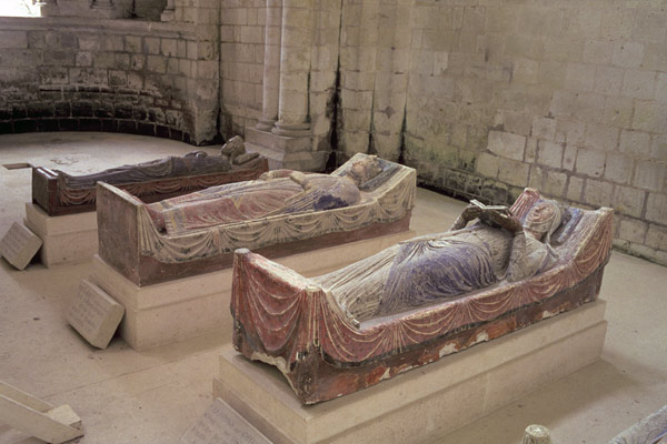 Three Plantagenet Tombs: Henry II (1133-1189) Eleanor of Aquitaine (c.1122-1204) and Richard I (1157 von Anonymous