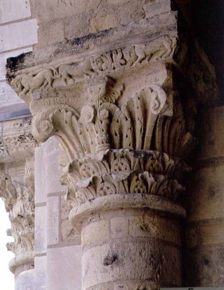 Column capital with stylised foliate designfrom the porch of the church of the Benedictine Abbey von Anonymous