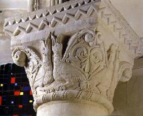 Column capital bearing symmetrically arranged grotesquesfrom the hemicycle choir early 12th