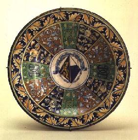 Plate, with conjugal coat of arms of a widow, from the workshop of Antoine Sigalon (1524-90),Nimes c.1580