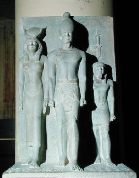 Triad of Menkaure (Mycerinus) with the goddess Hathor and one of the nome deities, taken from the Va 4th Dynast