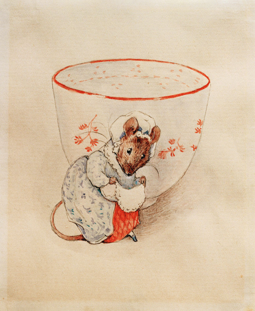Frau Maus macht einen Knicks vor einer Teetasse von Beatrix Potter