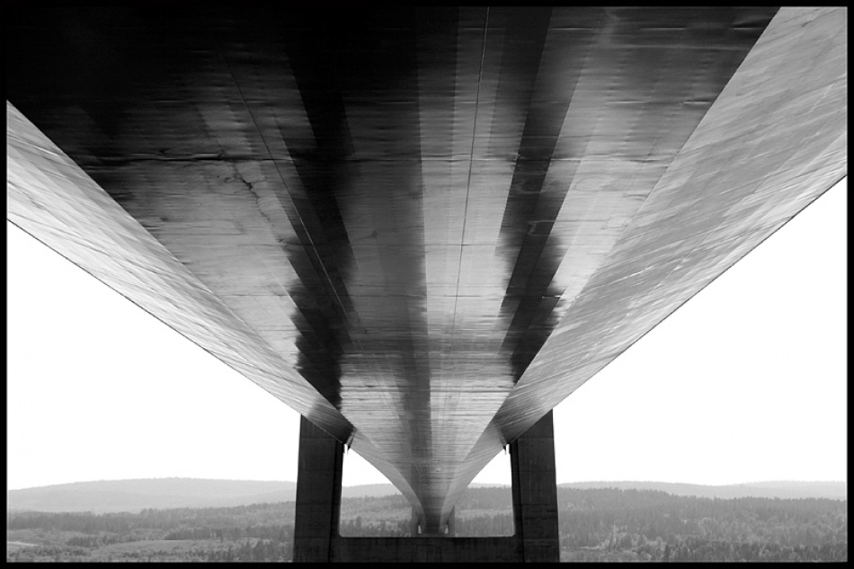Unter der Brücke von Bror Johansson