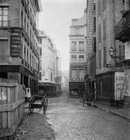 Rue des Bourdonnais (from rue de la Poterie) Paris 1858-78 (b/w photo)  von Charles Marville