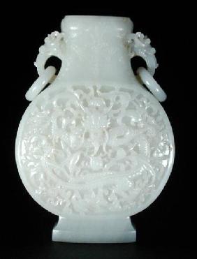 Imperial moon flask, Qianlong
