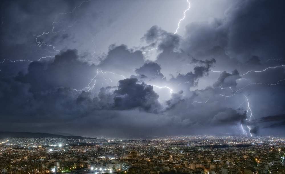 Lightning over Athens von Chris Kaddas
