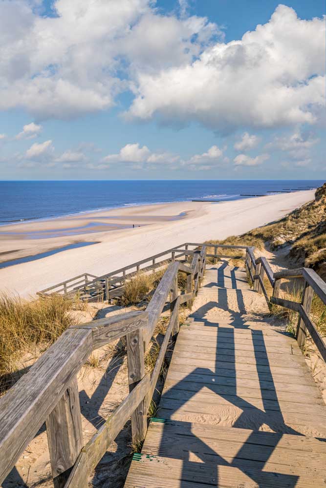 Holzweg zum Weststrand in Kampen von Christian Müringer