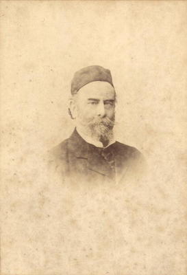 Portrait photograph of Alfred Sisley (1839-99) (sepia photo) von Clement Maurier