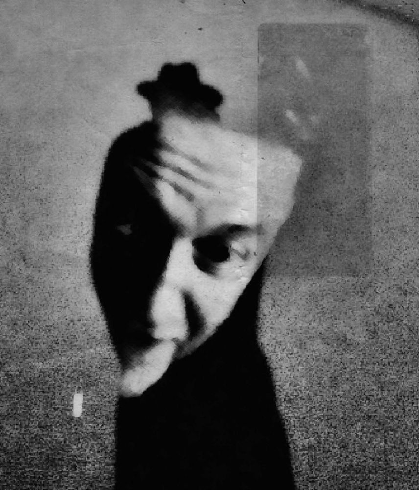 Schatten (Porträt) von Dalibor Davidovic