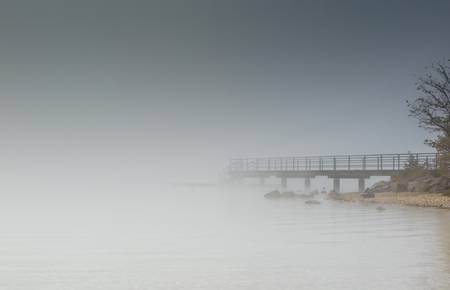 Nebel und Steg am Cospudener See Leipzig 2021