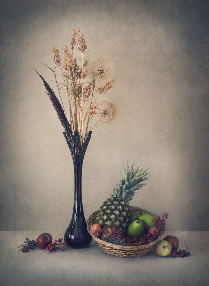 Winter mit Früchten von Dimitar Lazarov