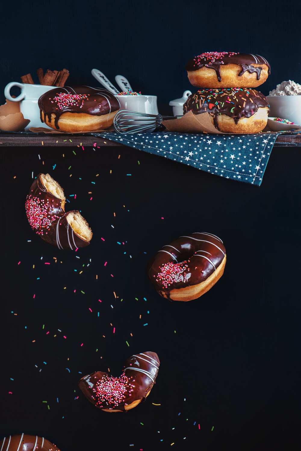 Donuts from the top shelf von Dina Belenko