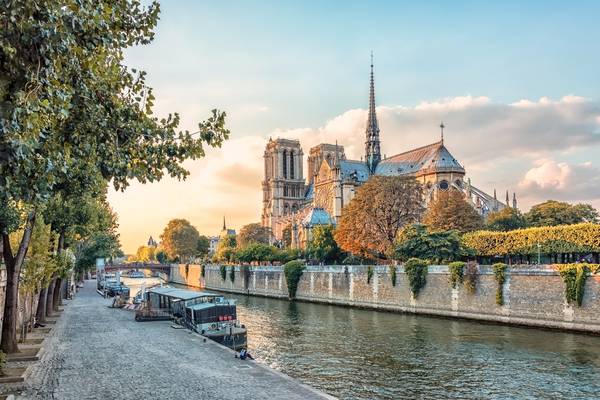 Notre-Dame Cathedral In Paris von Emmanuel Charlat