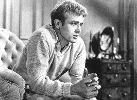 A l'est d'Eden de Elia Kazan avec James Dean 1955