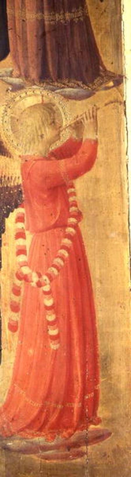 Angel Playing a Pipe, from the Linaiuoli Triptych von Fra Beato Angelico