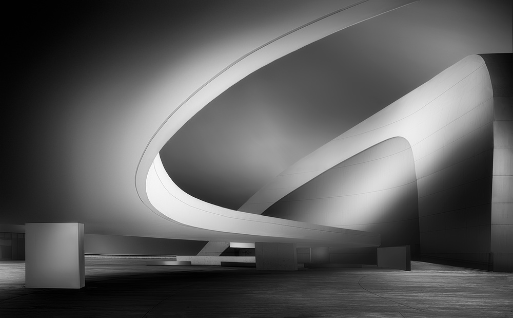 Niemeyer-Kunst von Fran Osuna