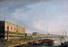 Blick auf Markusplatz mit Dogenpalast in Venedig