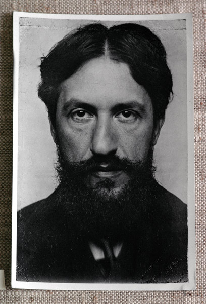 Piet Mondrian (1872-1944), c.1910 (b/w photo) von French Photographer, (20th century)