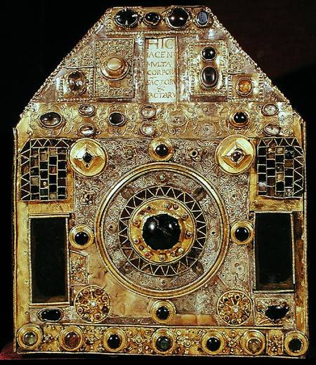Phylactery or pentagonal reliquary, 10th-11th century (wood, copper, gilded silver & semi-precious s von French School
