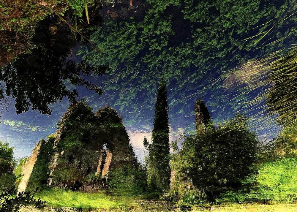reflected ruins von Fulvio Pellegrini