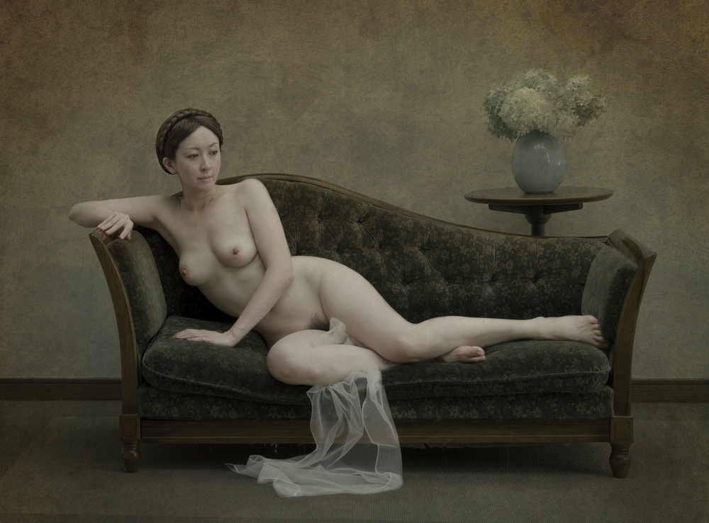 Nackt auf dem Sofa von Fuyuki Hattori