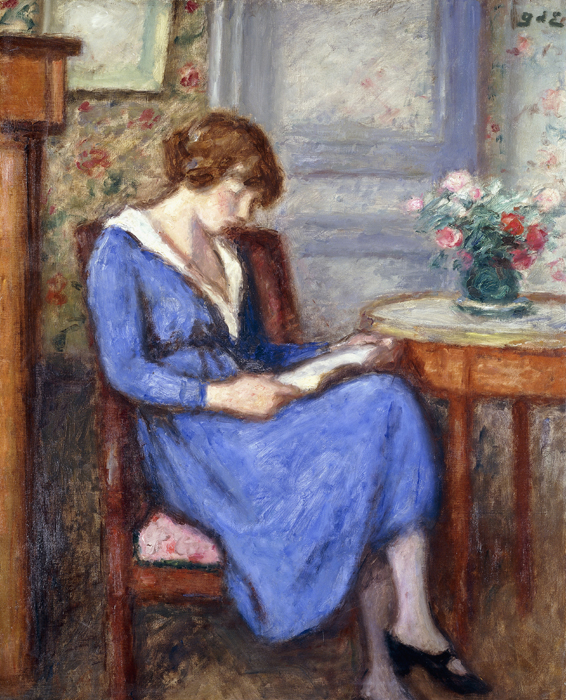 Madame dEspagnat sitzend, in einem blauen Kleid (Mme dEspagnat Assise à la Robe Bleu). von Georges de Espagnat
