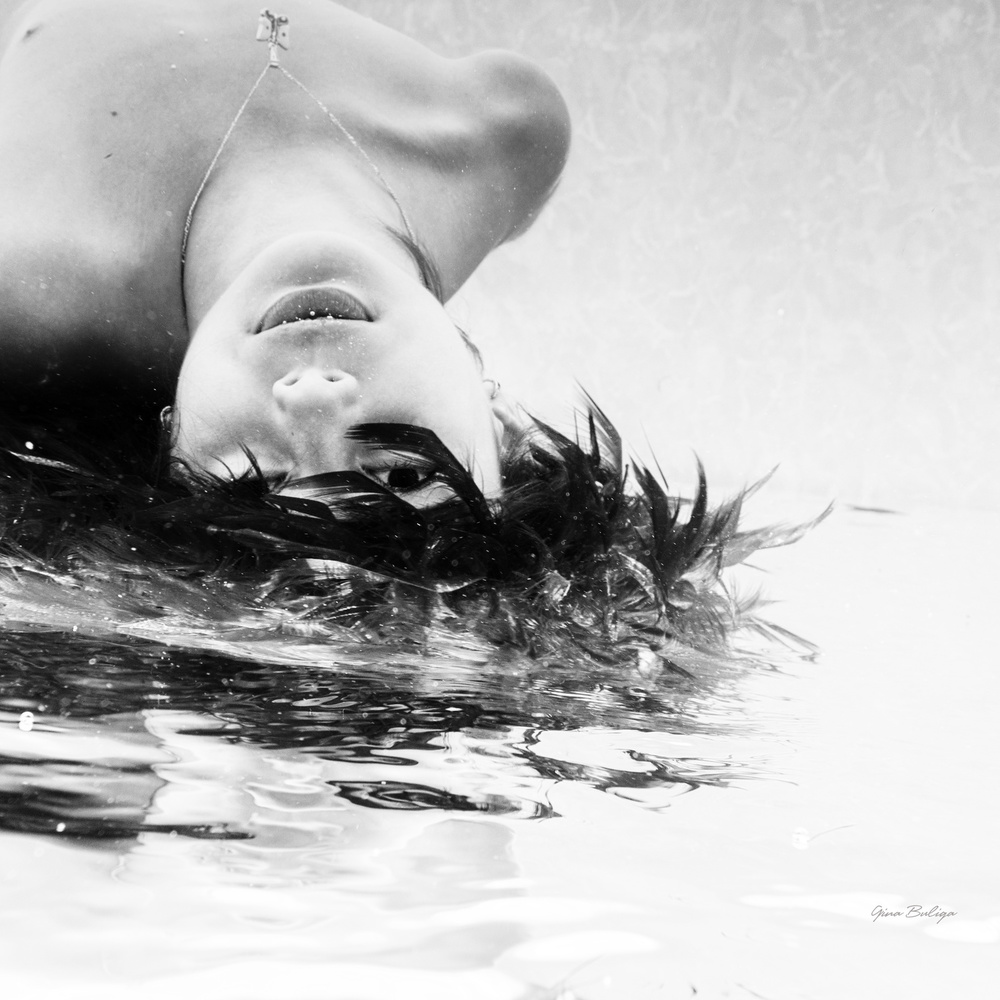 Unterwasserliebe von Gina Buliga