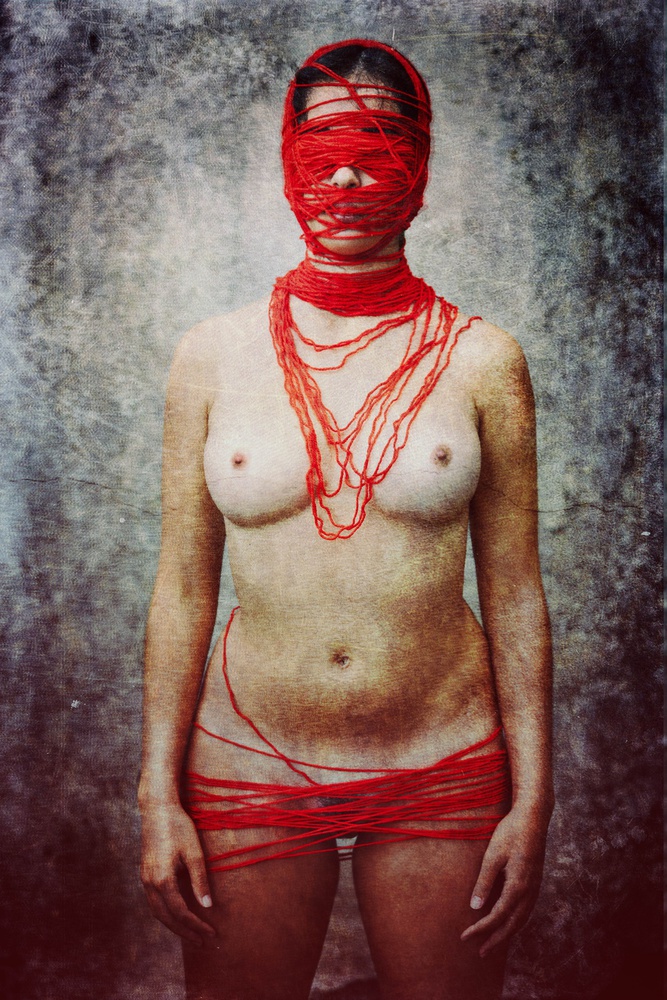 Das dünne rote Seil III von Igor Genovesi
