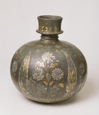 Mughal Flask (metalwork) von Indian School, (17th century)