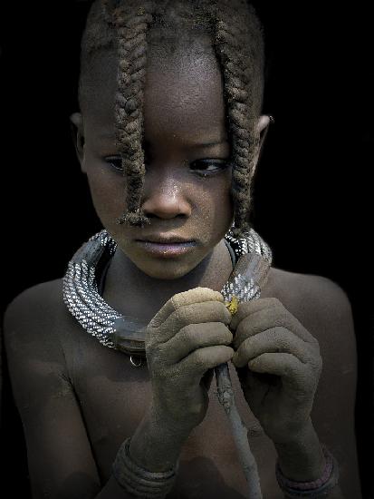 Himba kleines Mädchen