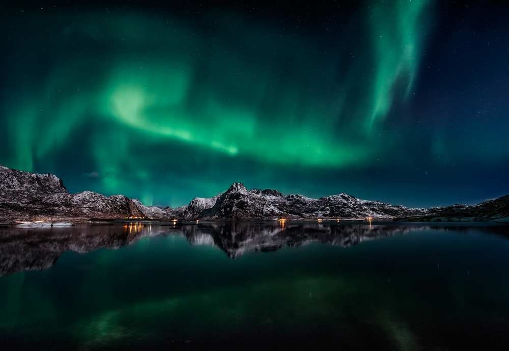 Lofoten Aurora Reflection von Javier De la