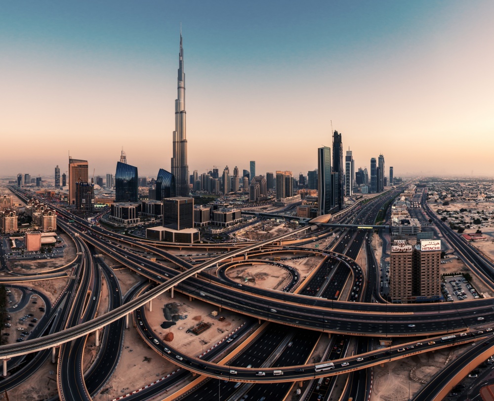 Dubai-Skyline-Panorama von Jean Claude Castor