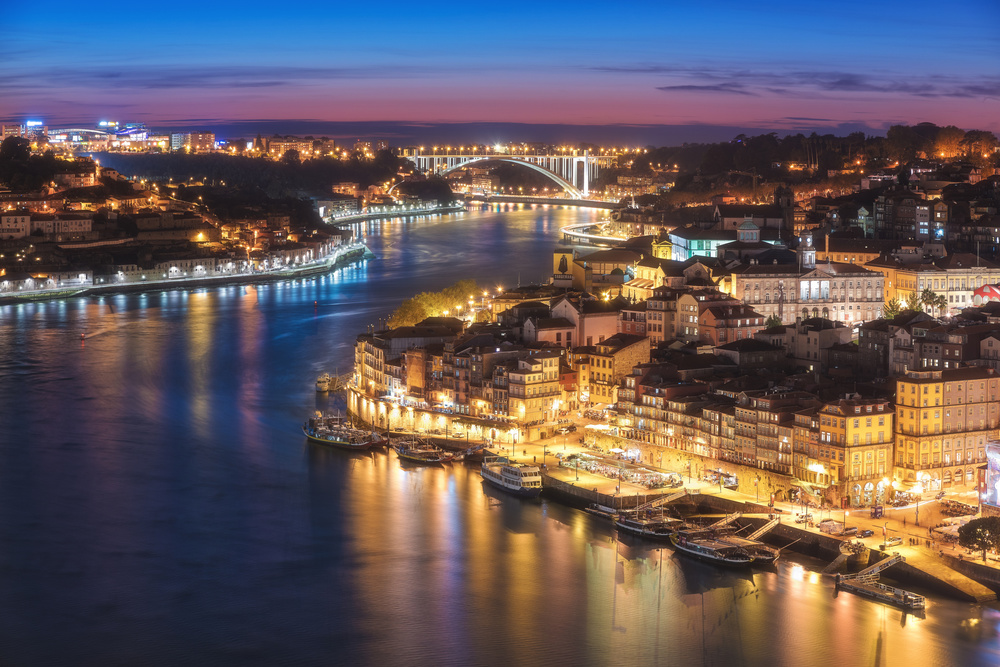 Portugal - Porto-Skyline von Jean Claude Castor
