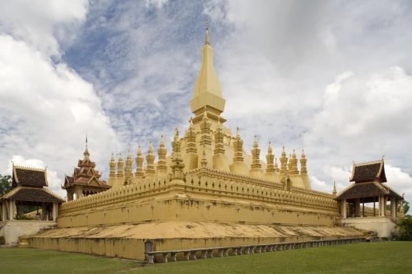 That Luang, Tempelanlage von Josef Müllek