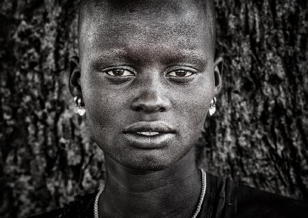 Frau vom Stamm der Mundari – Südsudan