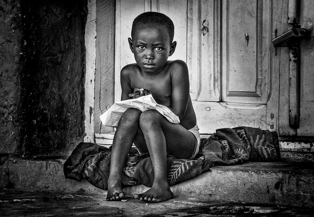Hausaufgaben machen – Accra (Ghana) von Joxe Inazio Kuesta Garmendia